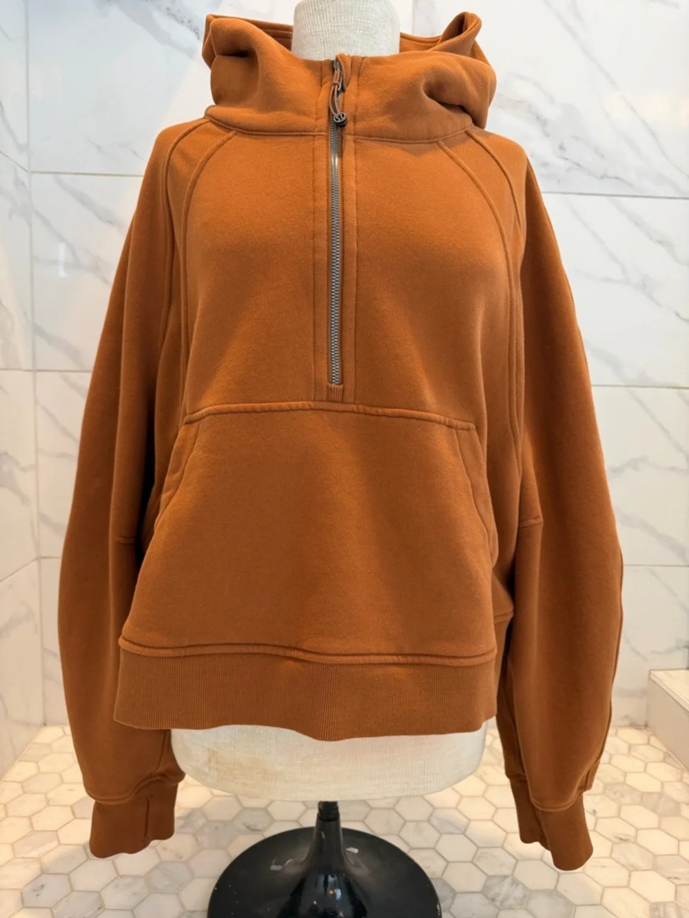 Lululemon Scuba Oversized 1/2 Zip Hoodie
Copper Brown Women’s Size XL / XXL - Picture 2 of 14